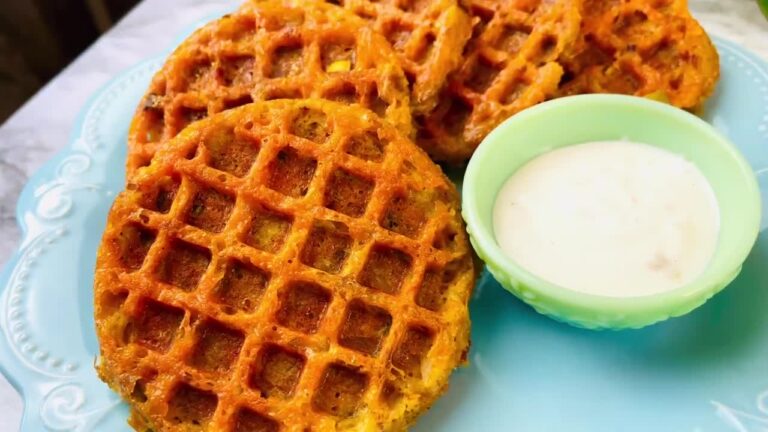 Keto Buffalo Chicken Chaffle